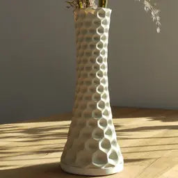 Twisted Vase – Sculptural Modern Vase | INDIRECT SHAPES