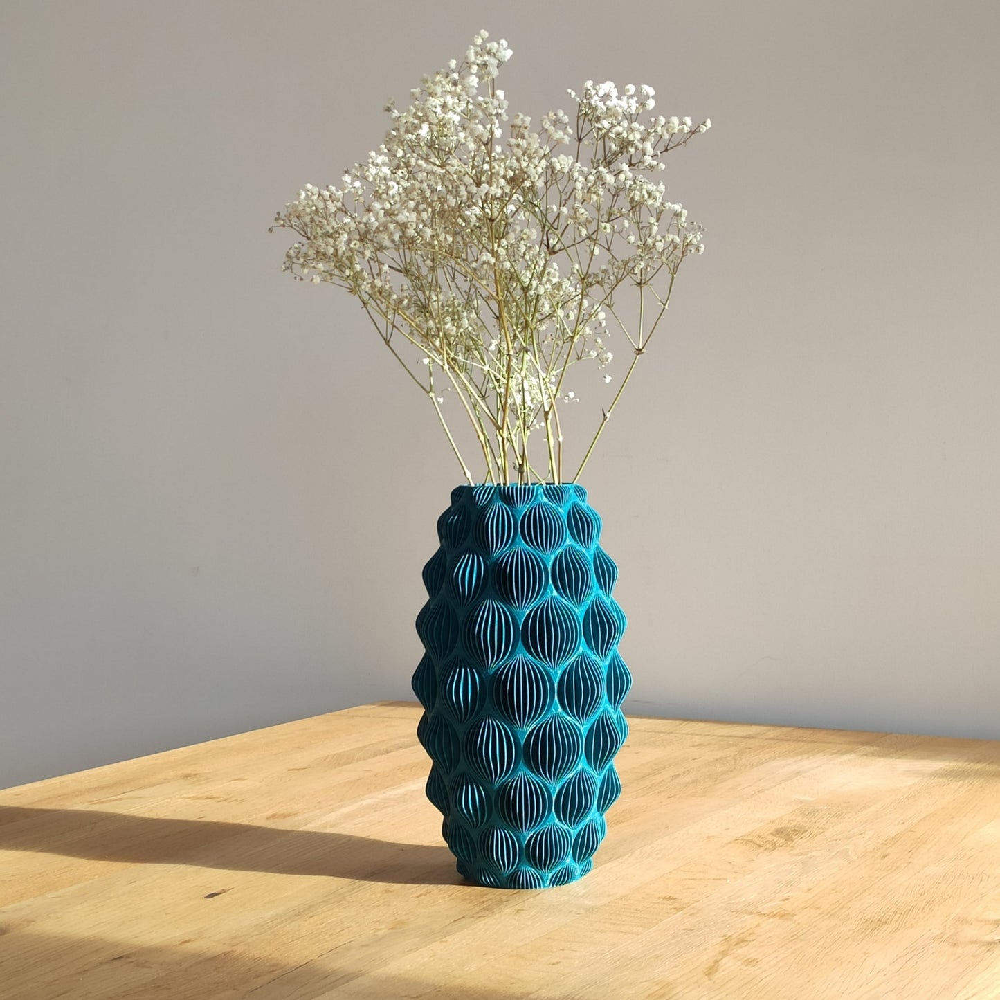 Modern Decor – Sculptural Home Accent | Wavy, curvy & fluffy