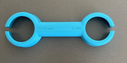 Handyman Depot Reusable Paint Roller Cleaner Tool in vibrant blue color, designed for cleaning paint rollers. Ideal for both DIY enthusiasts and professionals looking for an eco-friendly solution.